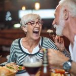 chế độ ăn uống cho người già